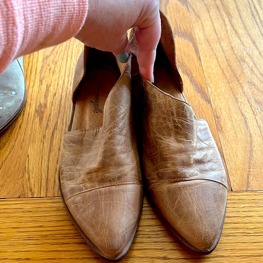 Free People Royale Leather D’Orsay Flat Shoes Pointed Toe Tan Brown size 38(7.5)